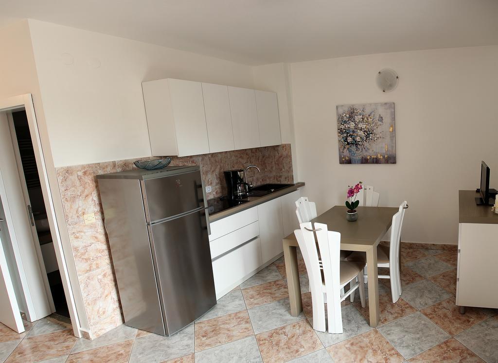 Apartments Silvija Primošten Εξωτερικό φωτογραφία